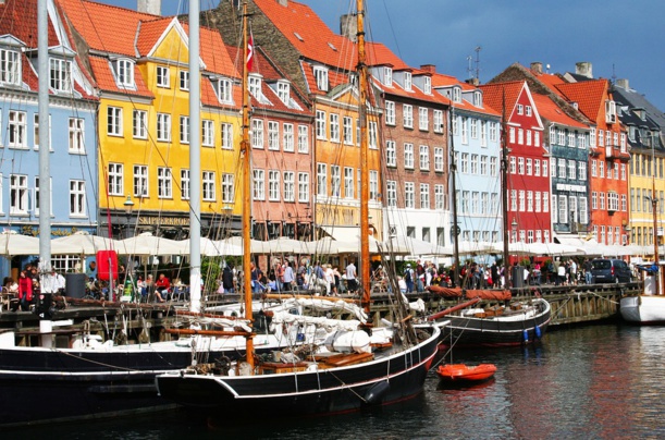 Denmark to become the first cashless economy: what about the people?