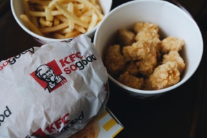 KFC Stops Plastic Straws & Caps Supply In Singapore Outlets