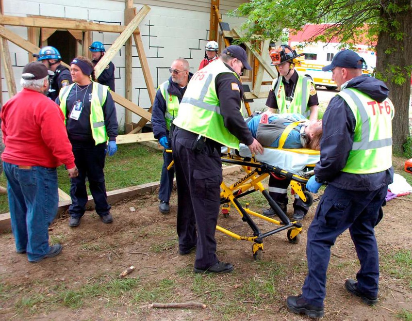 Duke Energy Foundation awards microgrants worth $175,000 to Indiana First Responders Duke Energy Foundation awards microgrants worth $175,000 to Indiana First Responders