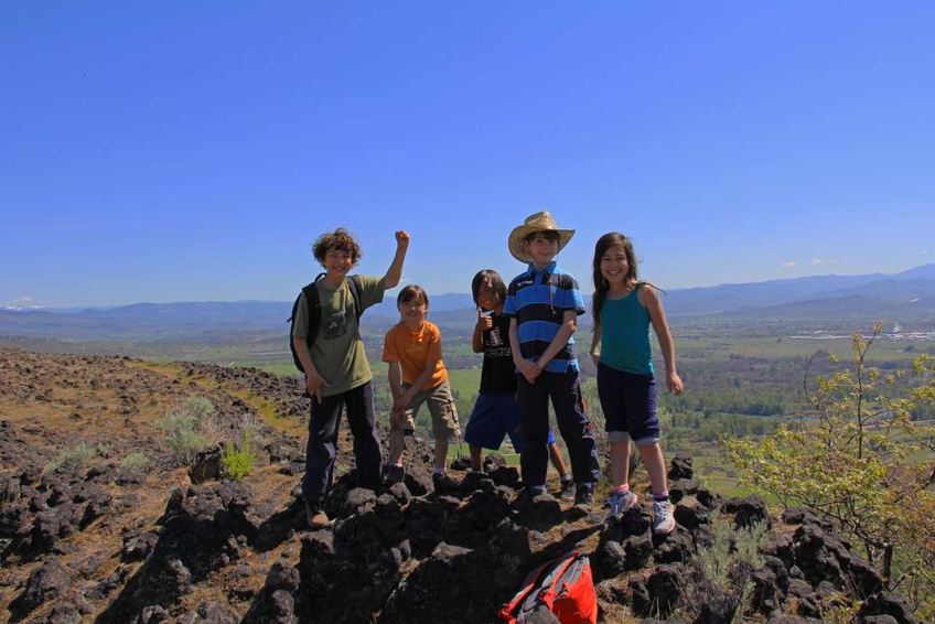 Promoting Responsible Consumption and Production: UN 2030 Agenda in Environmental Education Promoting Responsible Consumption and Production: UN 2030 Agenda in Environmental Education