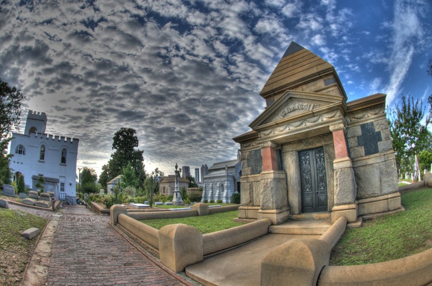 Revitalizing Atlanta’s Heritage: Georgia-Pacific’s Role in Oakland Cemetery Preservation