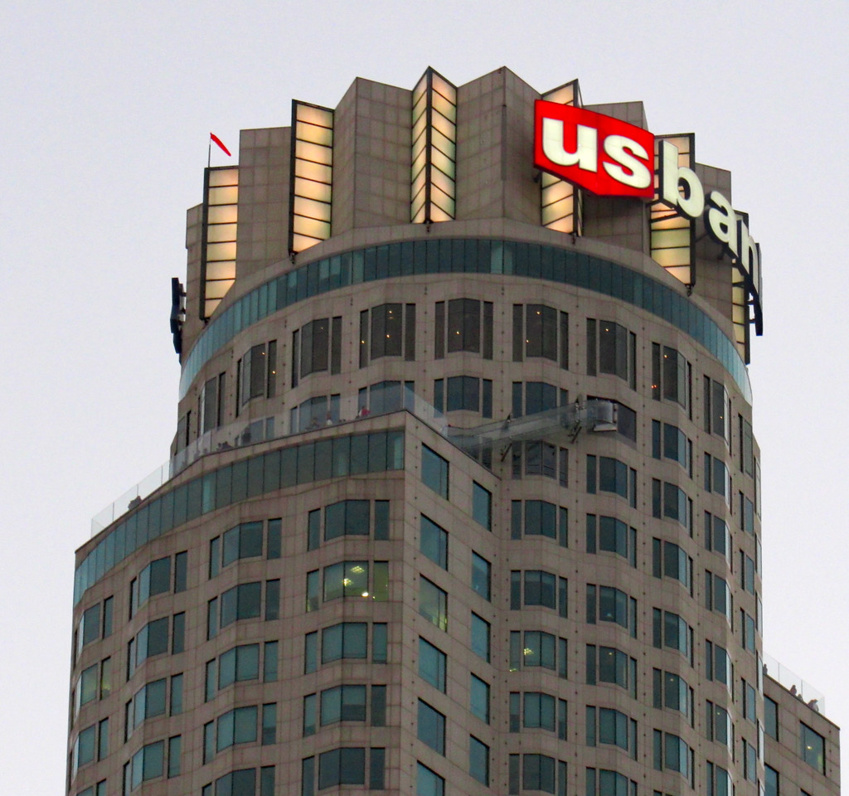 U.S. Bank and VBOC of the Dakotas Join Forces to Empower Veteran Business Owners: A Focus on Knowledge and Community Support U.S. Bank and VBOC of the Dakotas Join Forces to Empower Veteran Business Owners: A Focus on Knowledge and Community Support