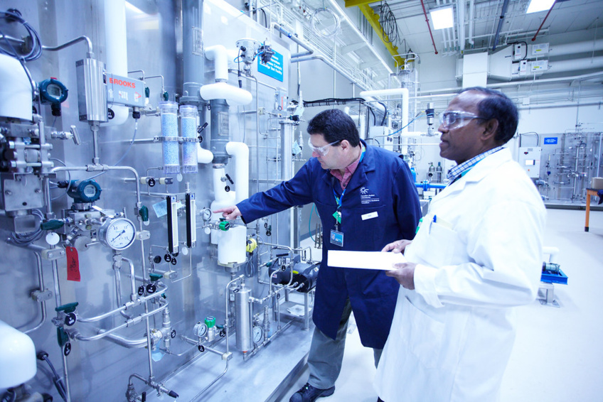 Entergy Technology Scholarship: Investing in Future Talent & Community Growth Entergy Technology Scholarship: Investing in Future Talent & Community Growth