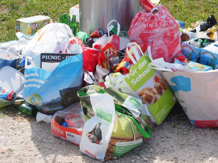 Eastman & Pact Collaborate: Transforming Beauty Packaging Waste into High-Quality Materials