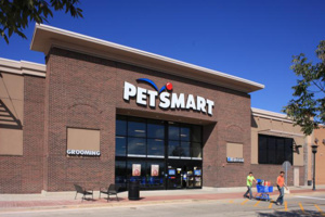 Good Natured™ from PetSmart Introduces Natural Diet To Dogs And Cats Besides Providing Meal To Pets In Need