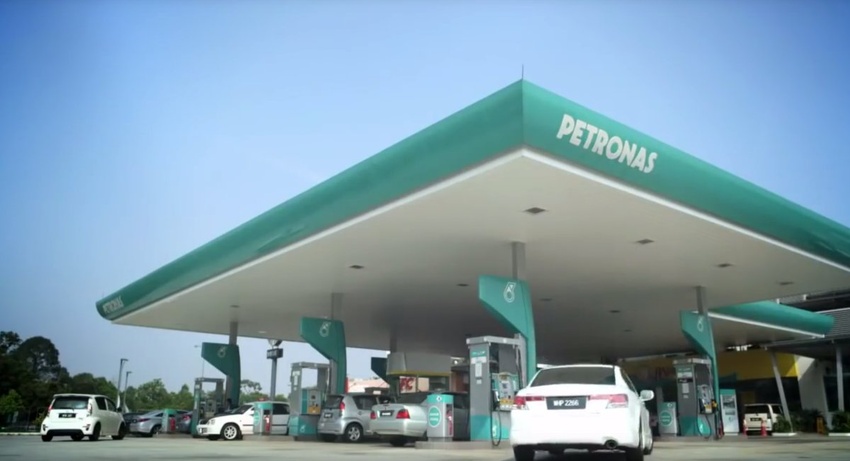 Sustainable Lubricants Launch: CNH & PETRONAS Introduce FLEETPRO Cycle in Brazil Sustainable Lubricants Launch: CNH & PETRONAS Introduce FLEETPRO Cycle in Brazil