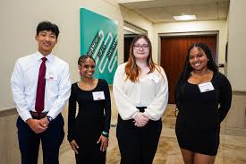 Entergy Awards $5,000 Community Power Scholarships to Mississippi Students