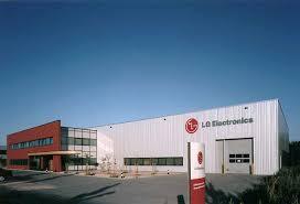 LG Unveils OLED evo W6 True Wireless Wallpaper TV at CES 2026