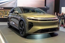 Trimble Powers Centimeter-Level Navigation in Lucid Gravity EV