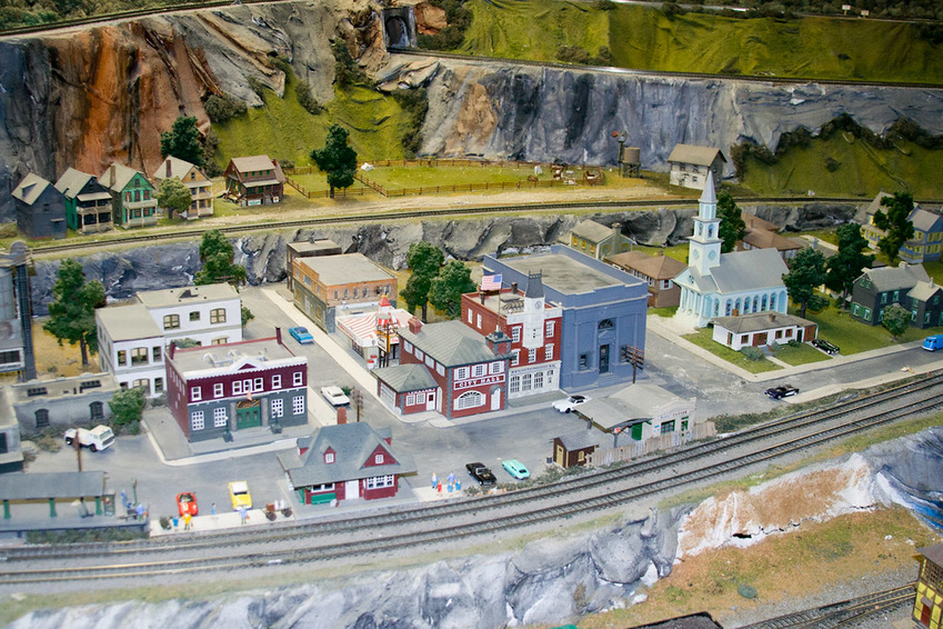 Xuron TK2200 Model Railroader’s Tool Kit Review and Features Xuron TK2200 Model Railroader’s Tool Kit Review and Features