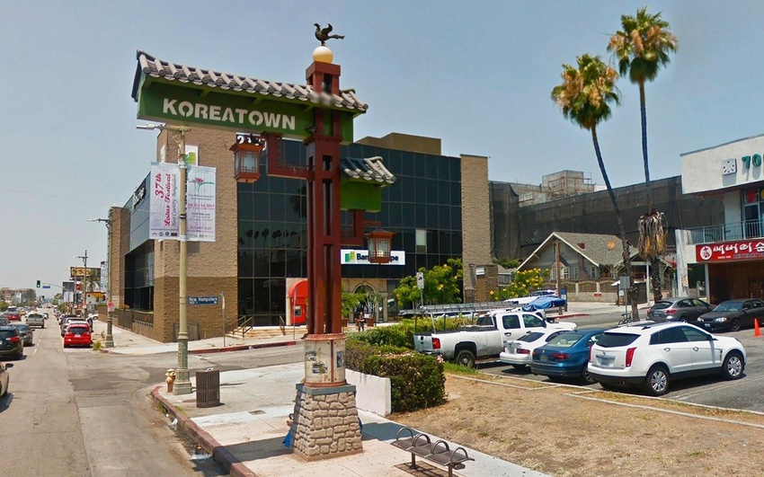 AEG Volunteers Help Revitalize Los Angeles’ Koreatown AEG Volunteers Help Revitalize Los Angeles’ Koreatown