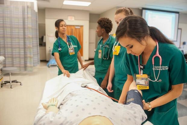 DaVita Expands Career Growth and Education Opportunities