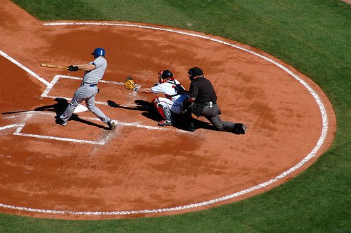 Baseball Player Join ‘#GoingToBat Community Spotlight’ To Give Back To The Community