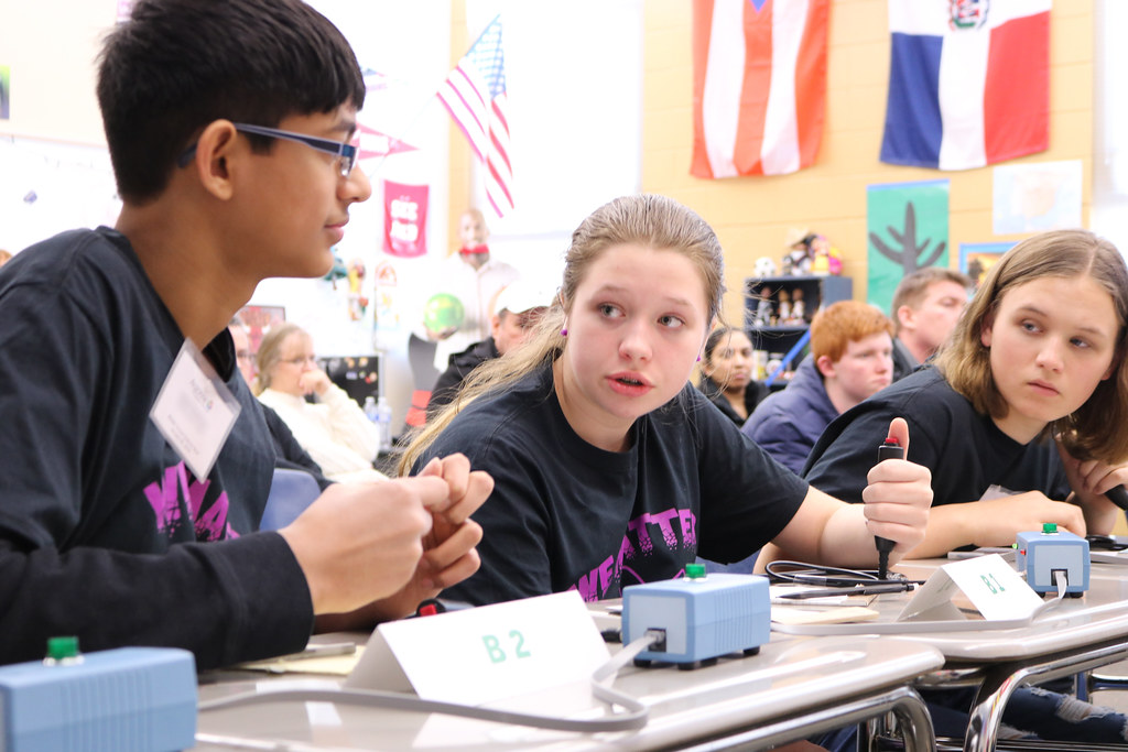 Collaborative efforts in sparking interest in STEM subjects