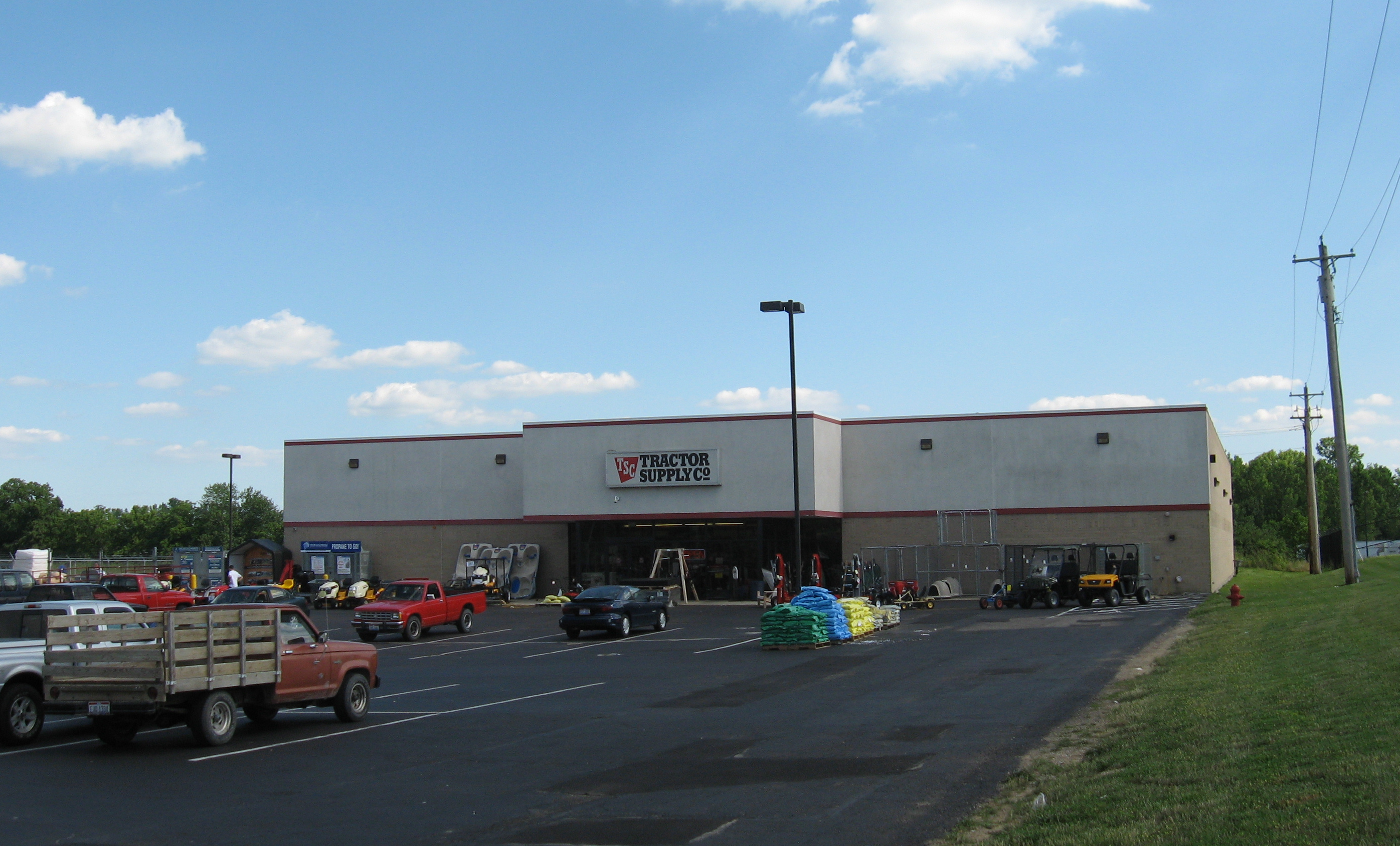 Tractor Supply and Carhartt launch exclusive collection in support of generating skilled jobs Tractor Supply and Carhartt launch exclusive collection in support of generating skilled jobs