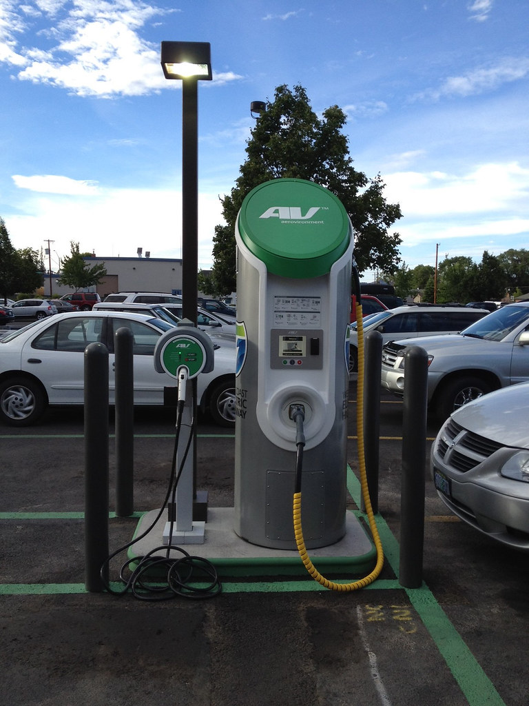 Fifth Third install 20 new EV charging station in Cincinnati
