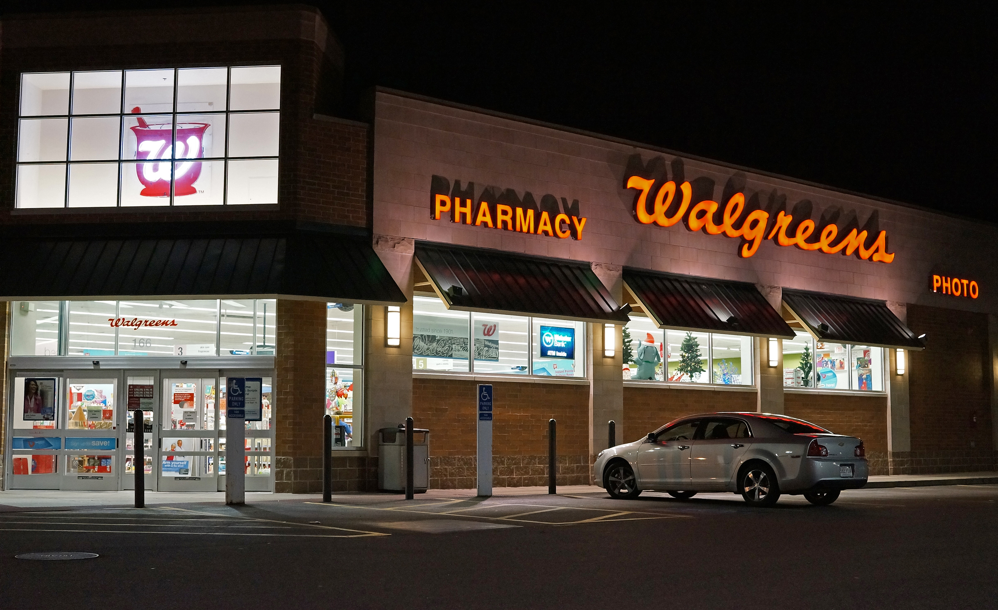 Walgreens Boots Alliance's 2022 ESG Report: Transforming Healthcare and Communities Worldwide