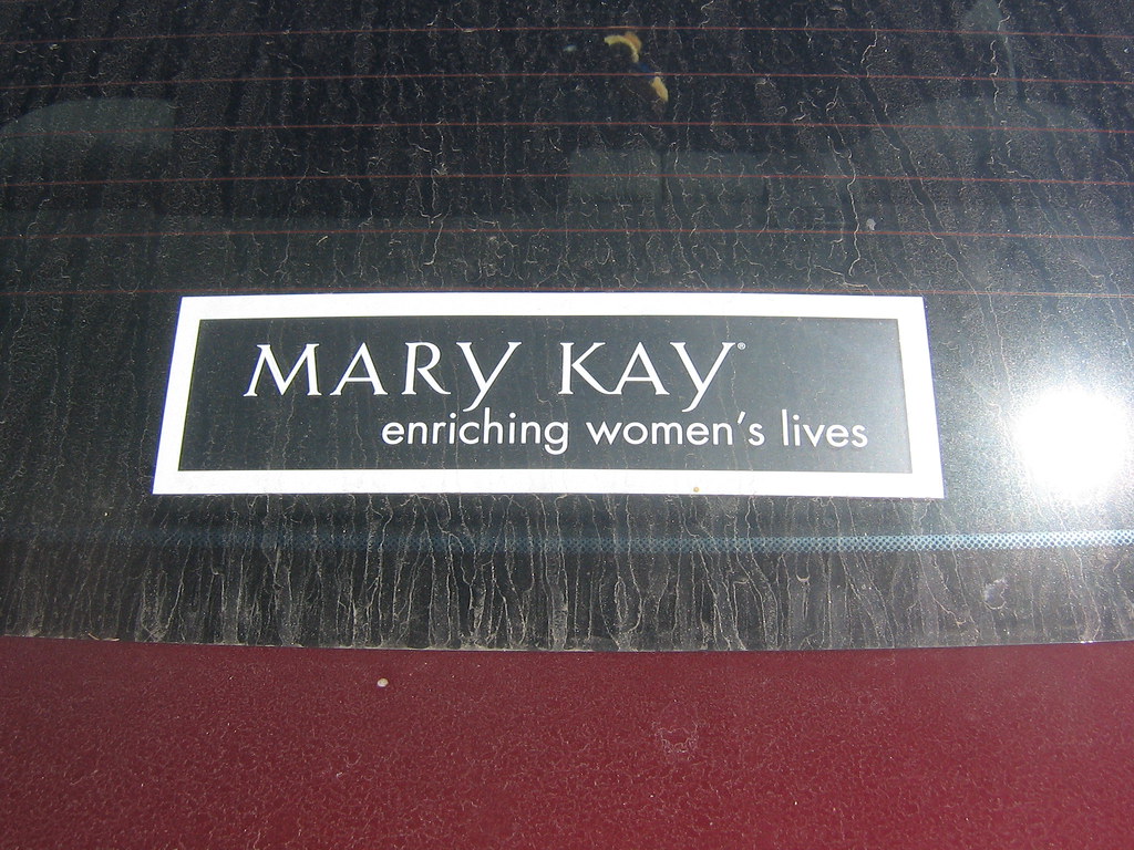 Mary Kay CEO Ryan Rogers Receives Texas Trailblazer Award for Commitment to Women's Causes Mary Kay CEO Ryan Rogers Receives Texas Trailblazer Award for Commitment to Women's Causes