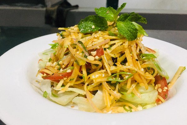 Exploring Jet's Culinary Journey: A Fusion of Tradition and Innovation