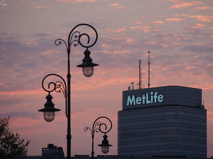 MetLife Foundation: $1B+ in Global Giving, Tackling Income Inequality & Supporting Communities MetLife Foundation: $1B+ in Global Giving, Tackling Income Inequality & Supporting Communities