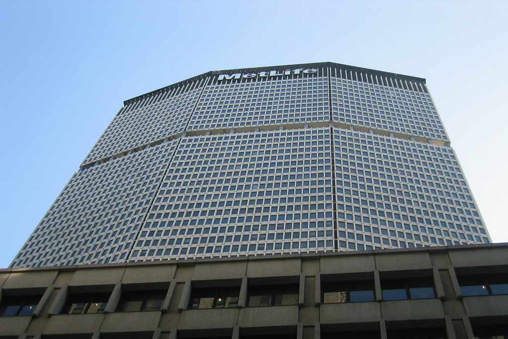 MetLife's Commitment to Responsible Investing: Infrastructure, Green Projects, and Impact Investments MetLife's Commitment to Responsible Investing: Infrastructure, Green Projects, and Impact Investments