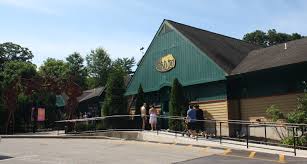 KeyBank Partners with Elmwood Park Zoo to Fund Mobile Education Program KeyBank Partners with Elmwood Park Zoo to Fund Mobile Education Program