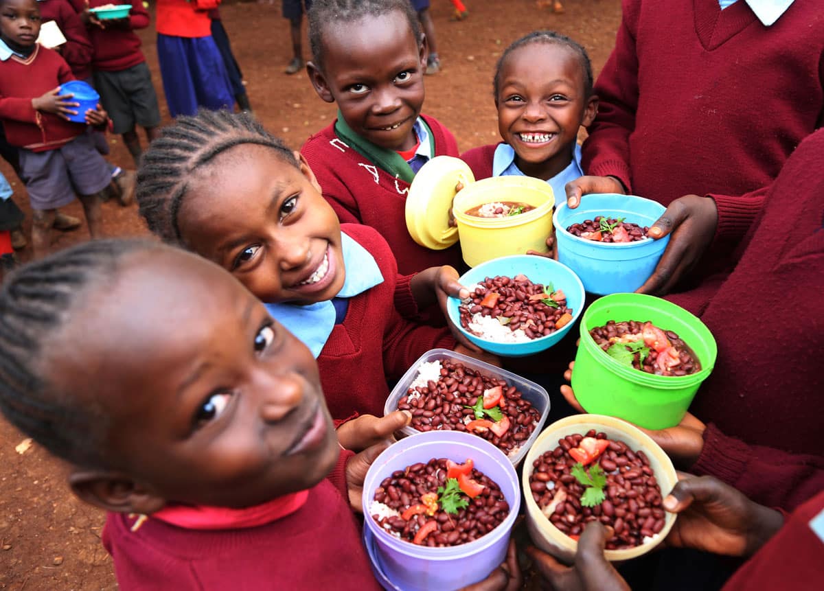 How Food 4 Education Fights Childhood Hunger in Kenya | Wawira Njiru & Cisco How Food 4 Education Fights Childhood Hunger in Kenya | Wawira Njiru & Cisco