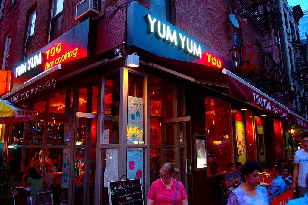 Yum! Brands Honored with Community Cornerstone Award by Metro United Way