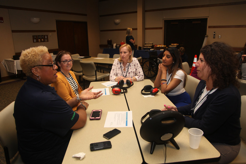 AEG Leads Plastic Free July with Citywide Cleanups and Green Initiatives AEG Leads Plastic Free July with Citywide Cleanups and Green Initiatives