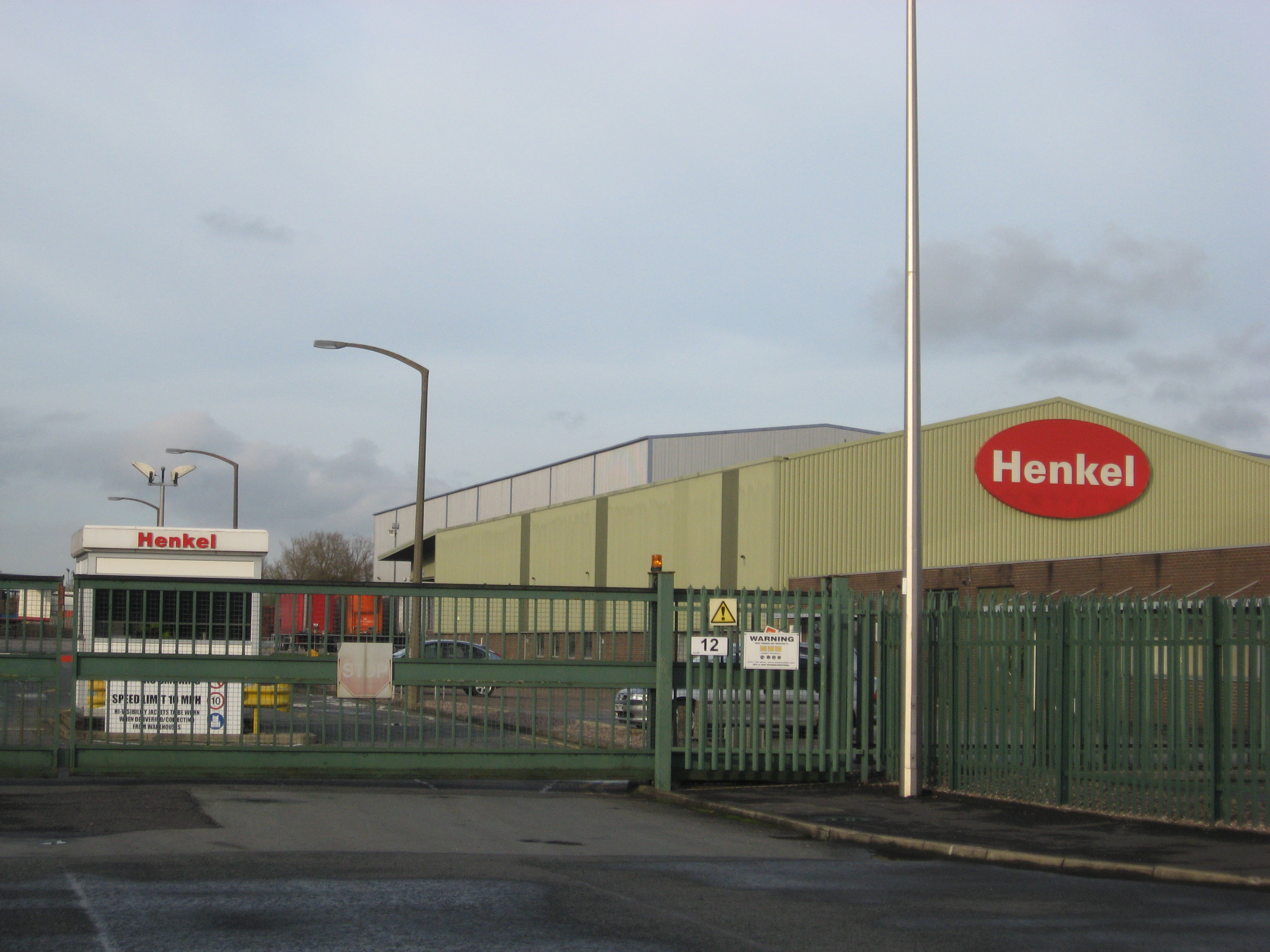 Henkel Celebrates Manufacturing Day with STEM Career Opportunities for Students