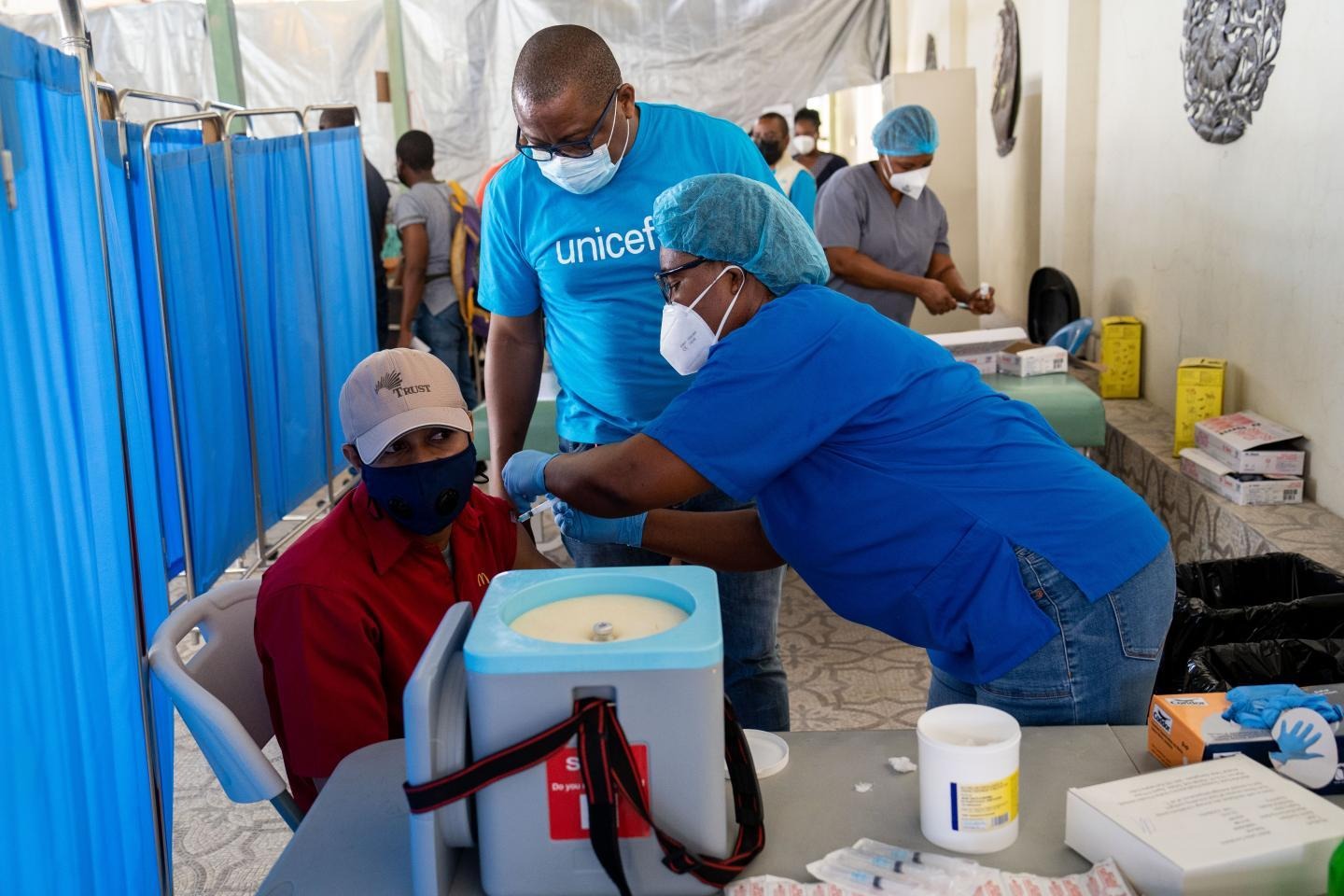 FedEx’s Humanitarian Impact Through In-Kind Shipping