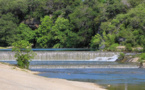 Volunteers from Edison International heal San Gabriel River