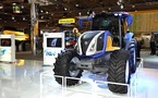 New Holland Wins ESG Award for World’s First Biomethane-Powered Tractor